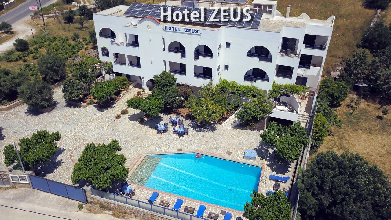 Hotel Zeus 卡利斯托斯 外观 照片